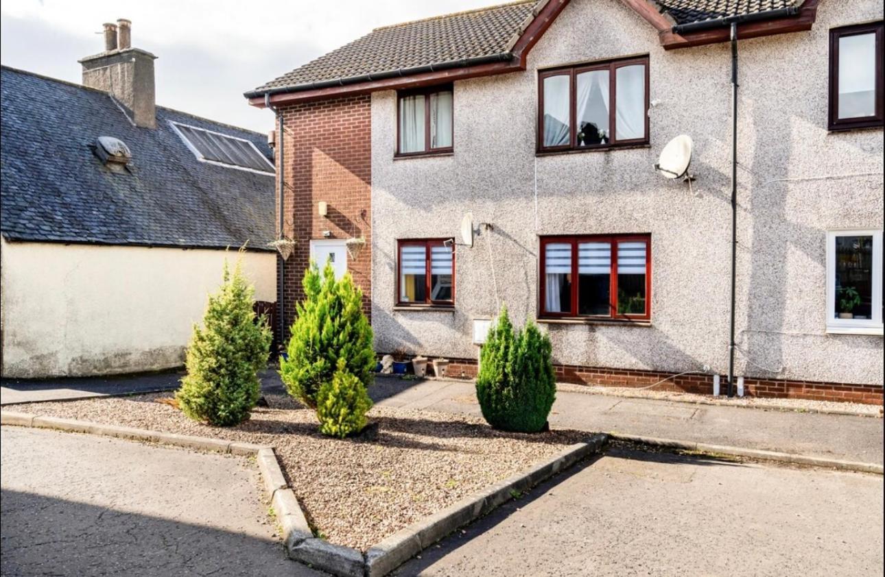 Ochil View Holiday Let Tullibody Buitenkant foto