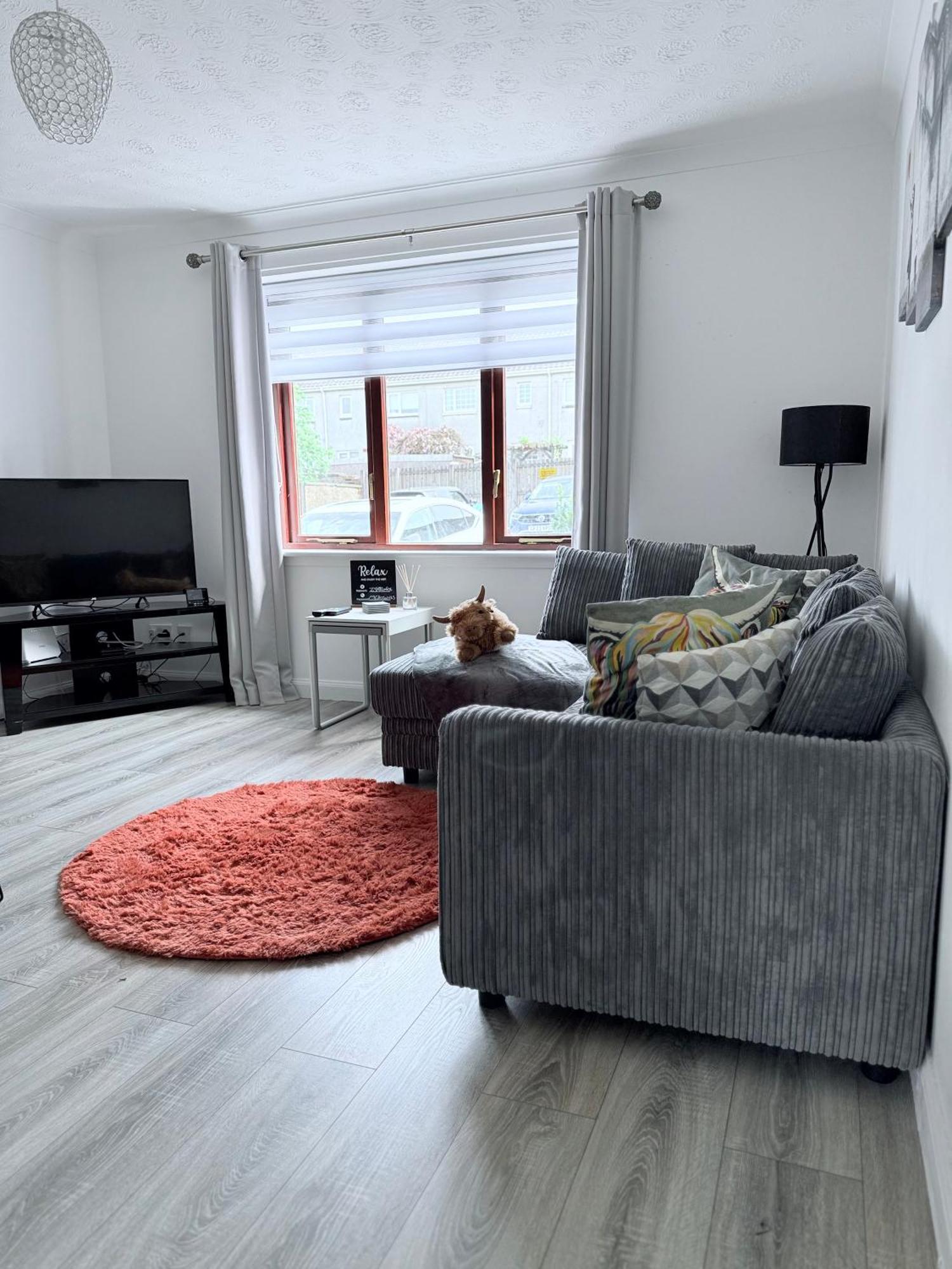Ochil View Holiday Let Tullibody Buitenkant foto